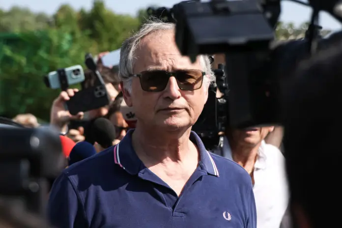 Bollate (MI), il gioielliere Mario Roggero si costituisce al carcere di Bollate