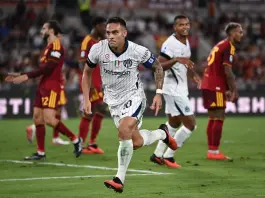 L’Inter rimonta due gol alla Roma e lo scontro al vertice finisce 2-2, doppiette di Koné e Lautaro