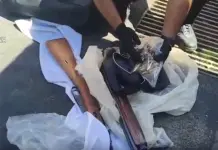 Nascondeva in garage arsenale e maschere per le rapine, 36enne arrestato a Catania