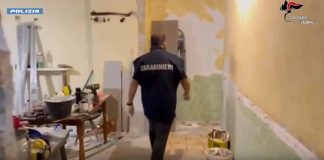 Palermo, assaltarono 8 tra sale scommesse e distributori di carburanti: due arresti / Video