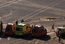 Scontro tra autobus e camion in Egitto, almeno 13 morti e 34 feriti