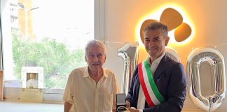 Cagliari festeggia i 100 anni di Giuseppe Spissu, gli auguri del sindaco Zedda