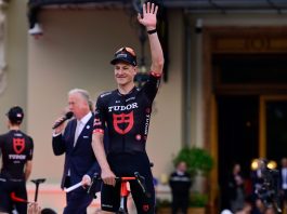 Kung vince la cronometro della diciottesima tappa della Vuelta 2026, Mas in maglia rossa con 1’37” di margine su Roglic