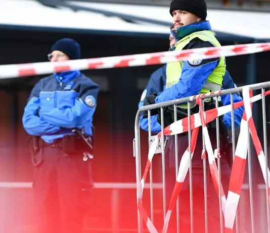 Bus turistico coinvolto in un grave incidente stradale in Svizzera, ci sono diversi morti