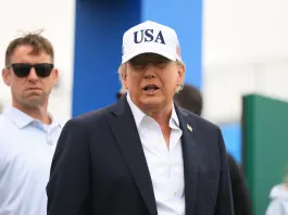 Trump ammonisce Zelensky: “La smetta di colpire le raffinerie russe”. Raid di Mosca in Ucraina al confine con la Polonia