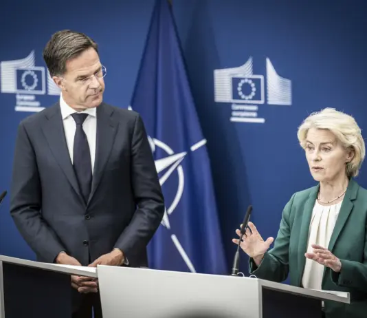 Incontro von der Leyen-Rutte a Bruxelles: “Ue e Nato unite, manterranno la pressione sulla Russia”