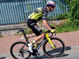 Van Aert vince la 13^ tappa della Vuelta, Mas resta leader