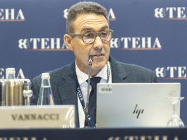 Vannacci a Cernobbio: “Vogliamo un’Europa diversa” / Video. La risposta di Monti: “Combatterò fino all’ultimo la sua retorica fascista”