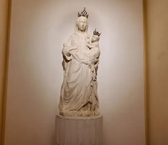 Palermo, restaurata la ‘Virgo Lactans’: la statua torna al Chiostro di San Domenico / Video