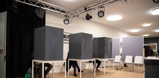 Elezioni Sassonia-Anhalt, trionfa il partito di ultradestra AfD. Siegmund “Abbiamo fatto la storia”. Dubbi sulla maggioranza