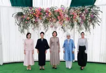 Kirghizistan: vertice SCO, Peng Liyuan partecipa a evento per coniugi di leader