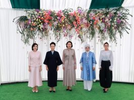 Kirghizistan: vertice SCO, Peng Liyuan partecipa a evento per coniugi di leader