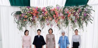 Kirghizistan: vertice SCO, Peng Liyuan partecipa a evento per coniugi di leader