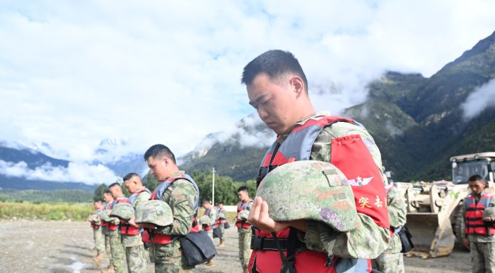 Cina: commemorazioni nello Xizang per le vittime della colata di fango (2)