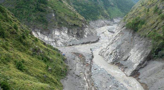 Cina: ripristinato l’accesso stradale al valico di Gyirong nello Xizang (3)