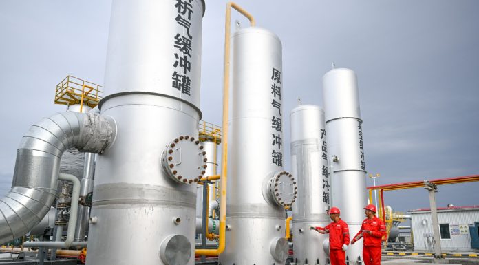 Cina: Xinjiang accelera transizione verso energia verde e intelligente (3)