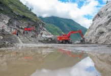 Cina: Xizang, proseguono ricerche nella zona colpita dalla colata di fango (2)