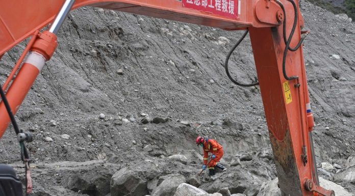 Cina: Xizang, proseguono ricerche nella zona colpita dalla colata di fango (3)