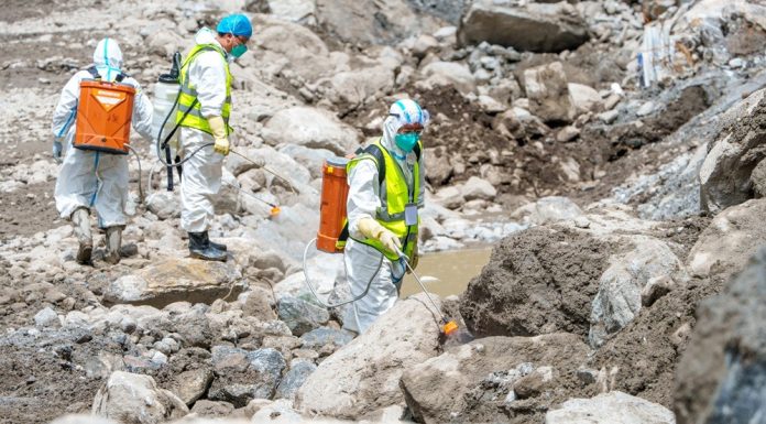 Cina: Xizang, iniziata disinfezione della zona colpita da colata di fango (2)