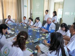 Cina: a Longnan sessione di valutazione per Australian Int’l Olive Awards (3)