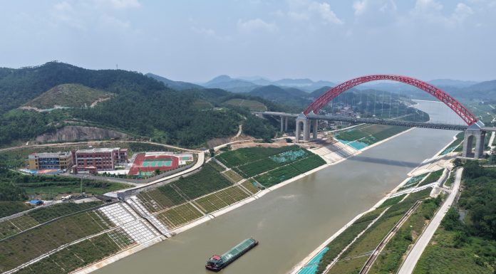 Cina: il principale canale fluviale-marittimo verrà aperto alla navigazione