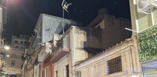 Incendio in un’abitazione del Ragusano, una donna tratta in salvo