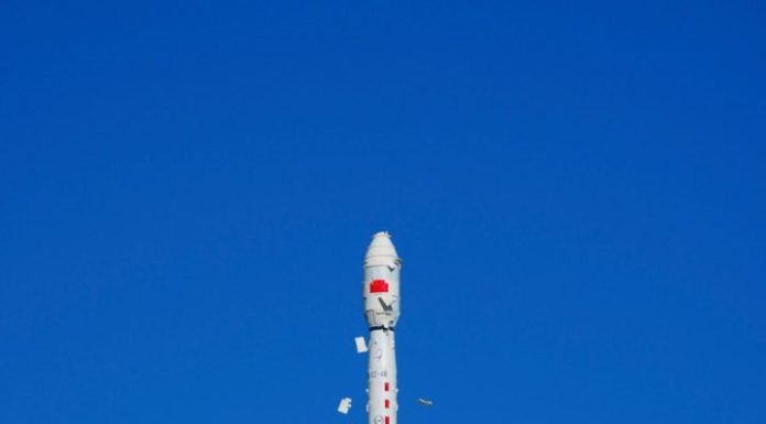 Cina: razzo Long March-4B lancia nuovi satelliti da Jiuquan (1)