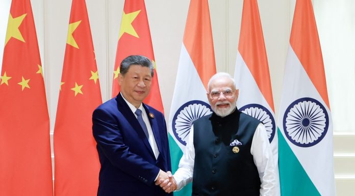 Xi incontra il primo ministro indiano Modi a margine del Vertice BRICS