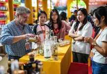 Cina: a Guiyang l’Expo internazionale delle bevande alcoliche (2)