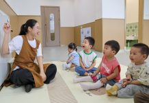 Cina: più sostegno alla natalità con miglioramento servizi per l’infanzia