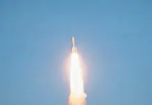 Cina: lanciati nove satelliti dal mare con il razzo Gravity-1 Y3 (1)
