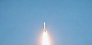 Cina: lanciati nove satelliti dal mare con il razzo Gravity-1 Y3 (1)