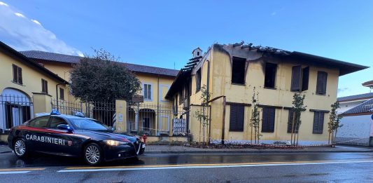 Arconate, un 25enne innesca un incendio nel proprio appartamento: palazzina evacuata