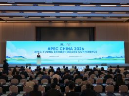 Cina: a Hangzhou Conferenza dei giovani imprenditori dell’APEC (3)