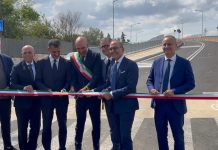 Inaugurato e aperto al traffico il nuovo sovrappasso di Santa Caterina, Decaro: “Aumenta la sicurezza”