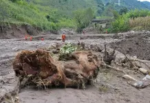 Cina: colata di fango nel Sichuan, due morti e tre dispersi (3)