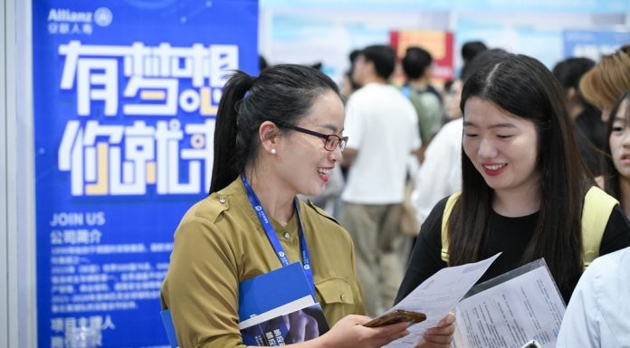 Cina: a Nanchino oltre 100.000 opportunità alla fiera del lavoro (2)