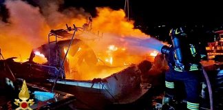 Incendio a Porto Rotondo, in fiamme 4 imbarcazioni ormeggiate