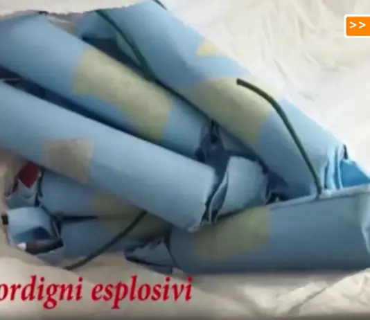 Gela, aveva un laboratorio per la droga e per ordigni esplosivi: fermato un 43enne / Video