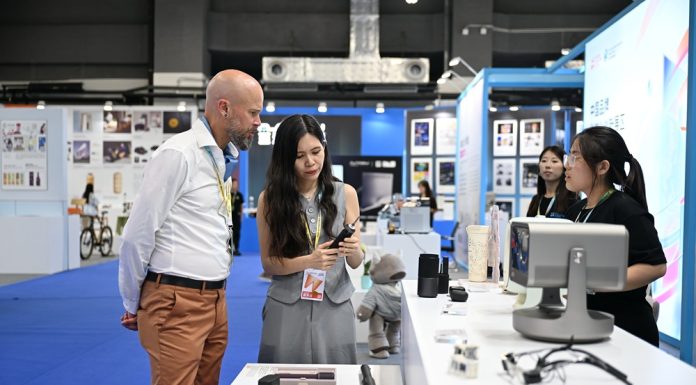 Cina: Hebei, al via la Settimana internazionale del design industriale (1)