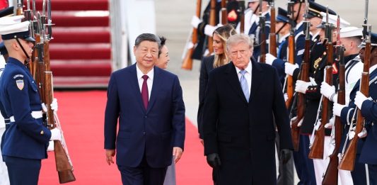 Cina: Xi arrivato negli Stati Uniti per visita di Stato (1)