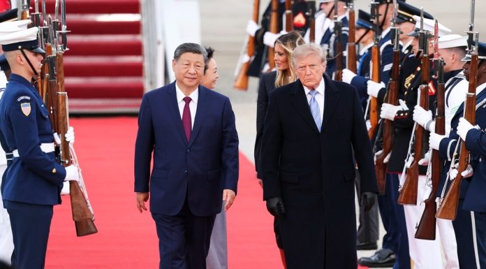 Cina: Xi arrivato negli Stati Uniti per visita di Stato (1)