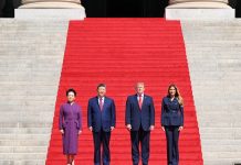 Cina-USA: Xi, Trump e le due first lady si incontrano per chiacchierata davanti a una tazza di tè (2)
