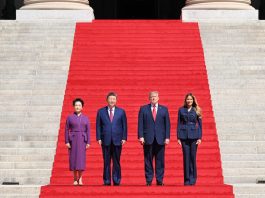 Cina-USA: Xi, Trump e le due first lady si incontrano per chiacchierata davanti a una tazza di tè (2)
