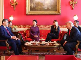 Cina-USA: Xi, Trump e le due first lady si incontrano per chiacchierata davanti a una tazza di tè (3)