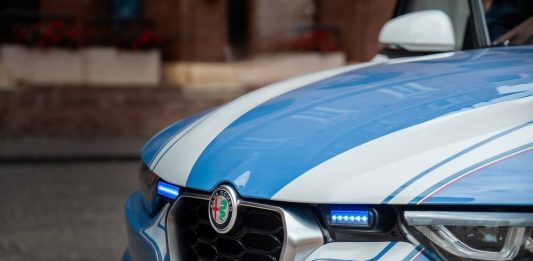 Tenta di violentare la titolare di un centro massaggi, 36enne arrestato a Roma