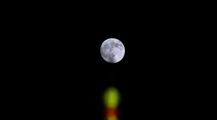 Cina: la Luna della Festa di metà autunno illumina i cieli del Paese (3)
