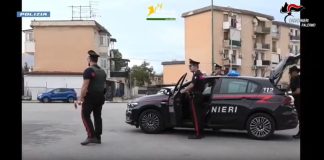 Palermo, nuovo blitz nel quartiere di Falsomiele dopo la sassaiola contro la Polizia: multe e sequestri / Video