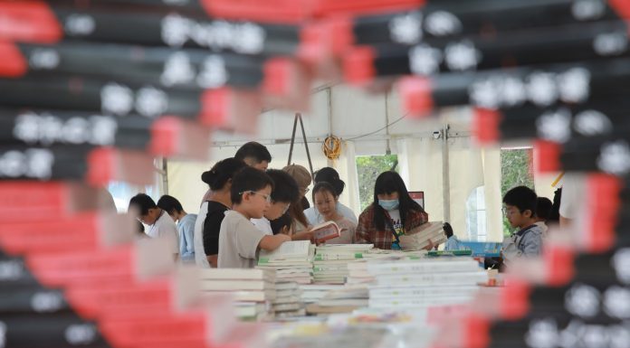Cina: letture, musica e spettacoli per la Festa di metà autunno (2)