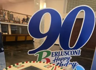Berlusconi, a Napoli la festa di Forza Italia per i suoi 90 anni